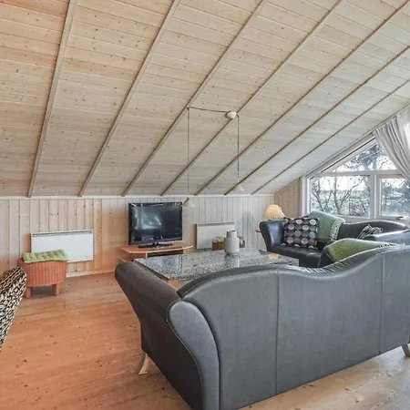 Awesome Home In Nykobing Sj With Sauna * Tjørneholm