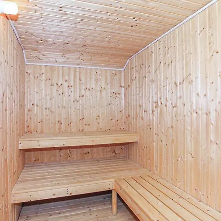 Awesome Home In Nykobing Sj With Sauna * Tjørneholm